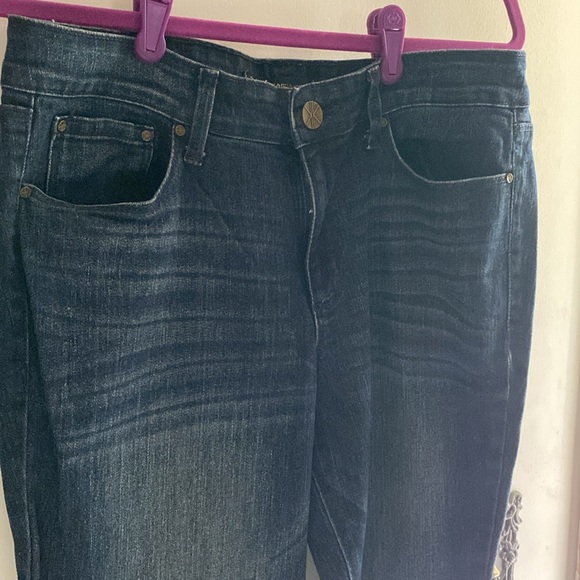 Dark blue jeans, Kardashian Kollection Premium Denim, Khloe curvy slim boot. - Picture 2 of 5